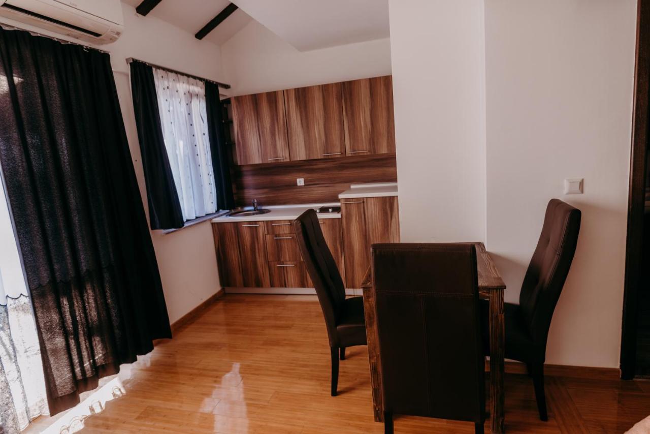 Stare Vrbe Apartment *